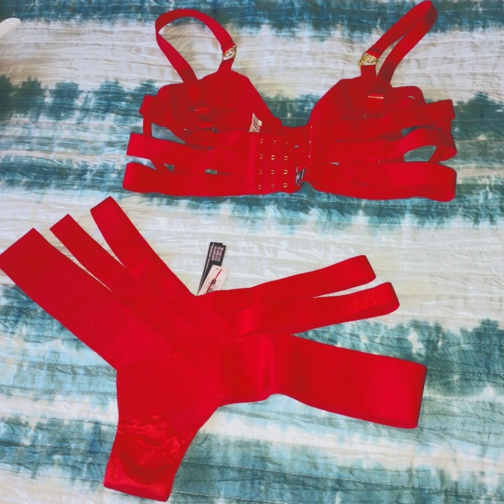 Victoria secret bondage set, red, strappy, sexy,